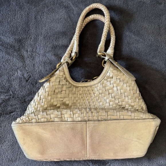 Cole Haan Gold Woven Leather bag - Picture 4 of 7